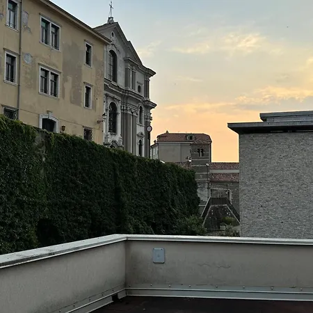 Teatro Apartamento Trieste